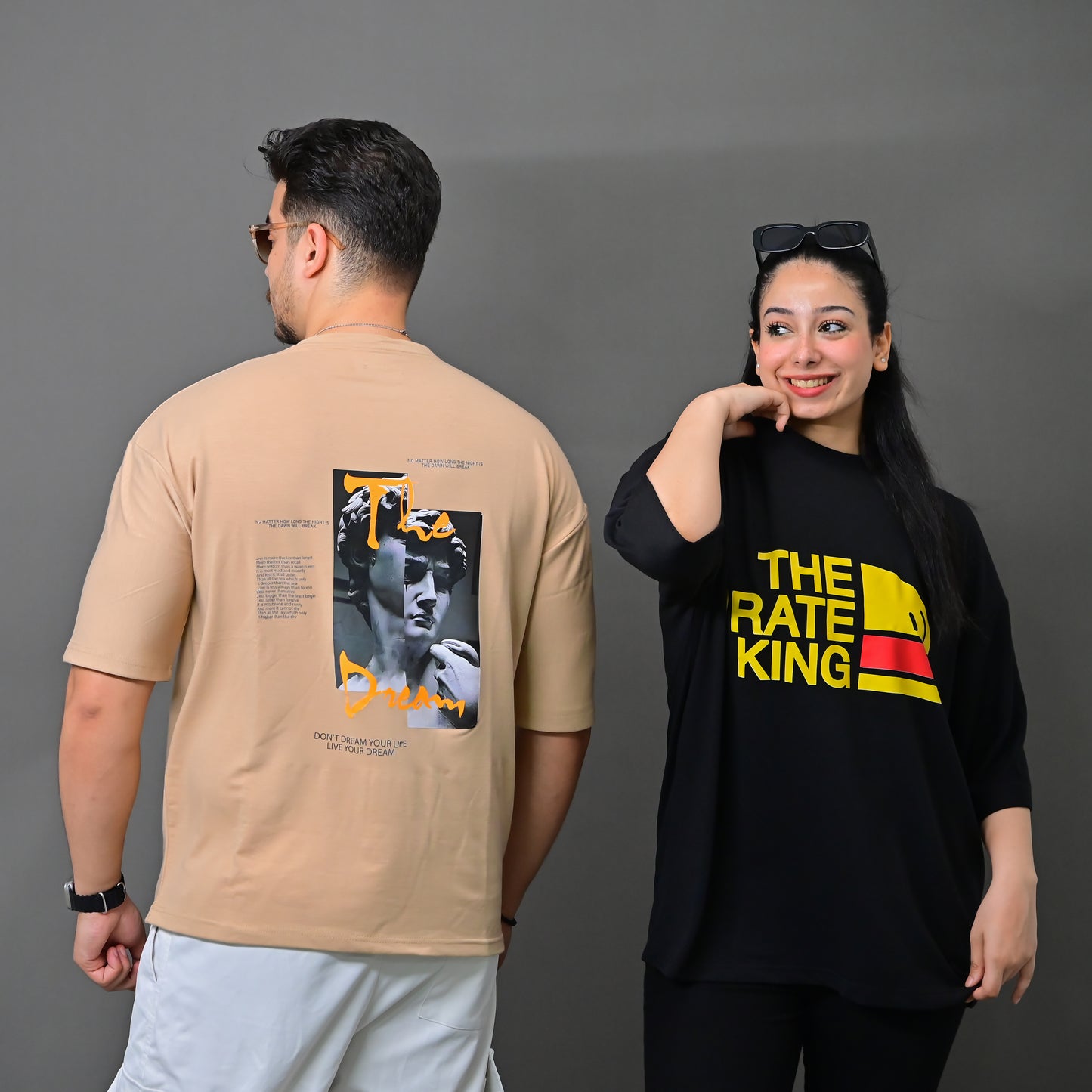 The Q_Unisex_Oversized T-Shirt