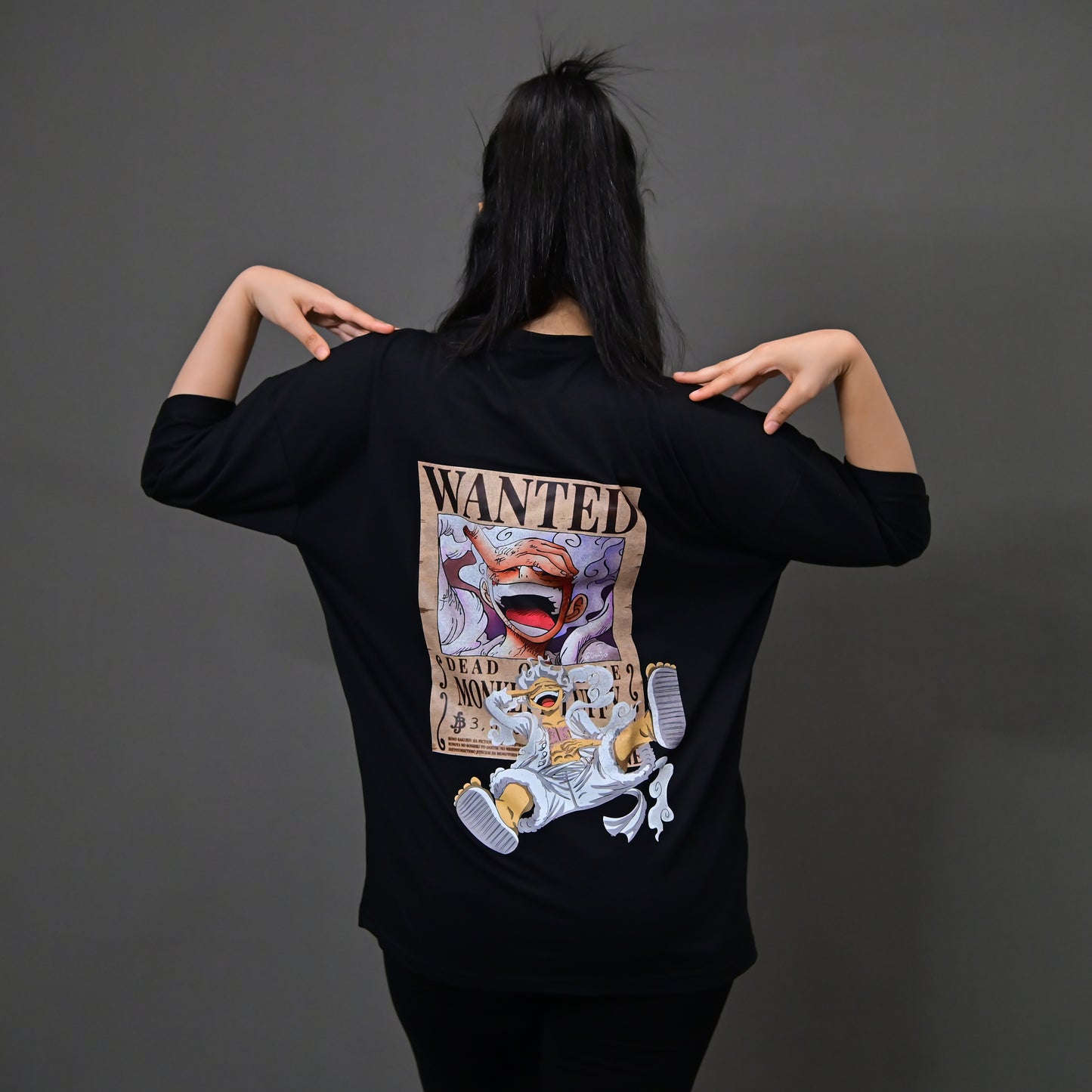 Wanted_Unisex Black Oversized T-Shirt